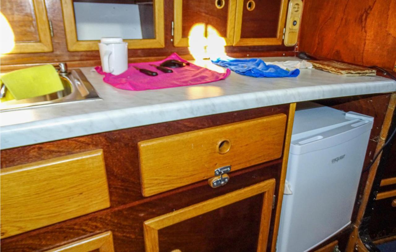2 Bedroom Amazing Ship In Wismar Bagian luar foto