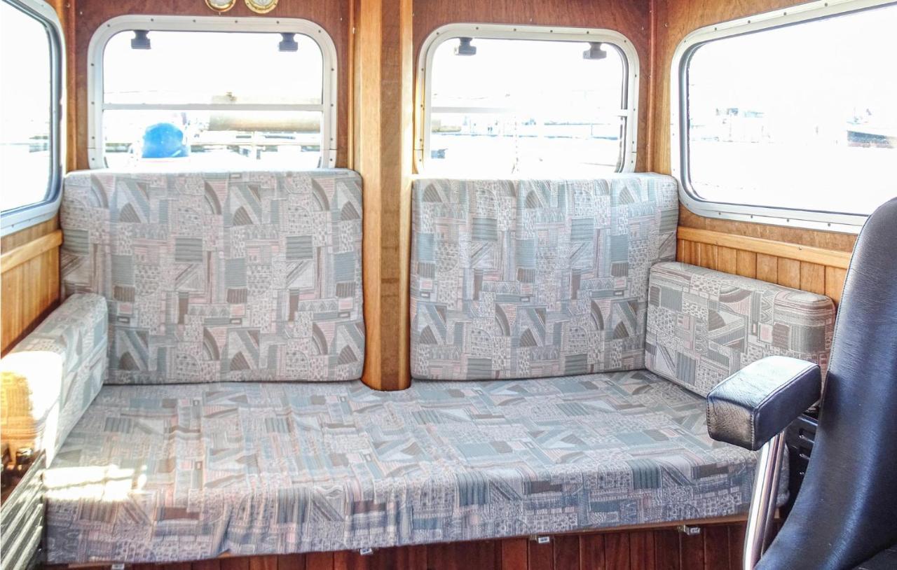 2 Bedroom Amazing Ship In Wismar Bagian luar foto